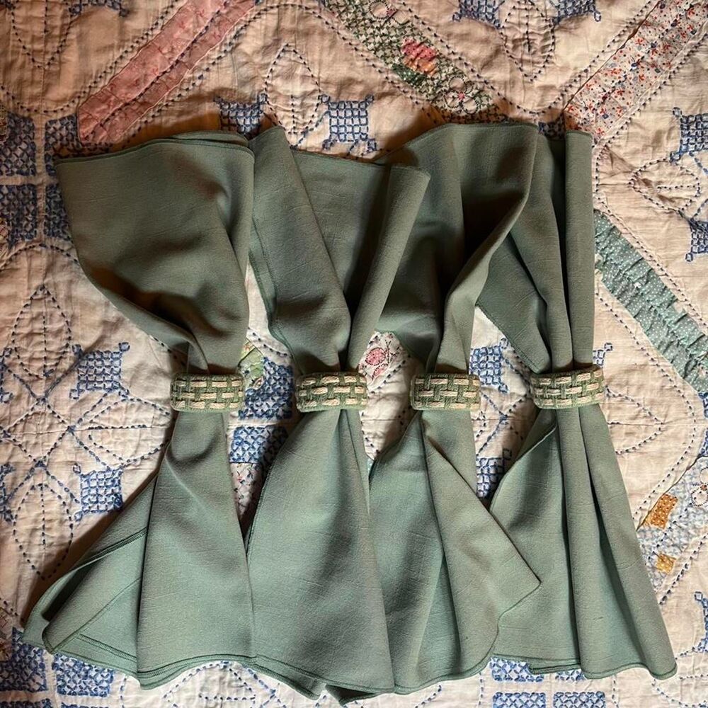 VTG Green Napkins and Plaid Napkin Holders Set of 4
